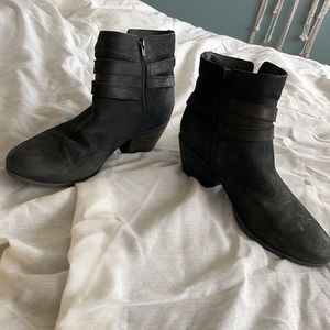 Women’s Clark heeled ankle boots